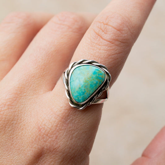 Kingman Turquoise Ring Size 6.5