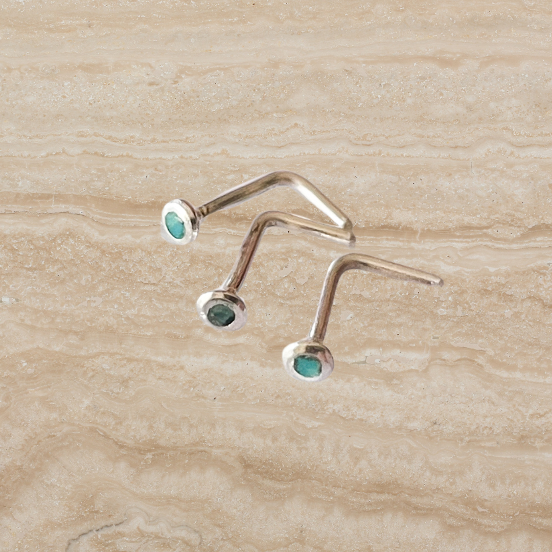 Minimalist Turquoise Inlay Nose Stud