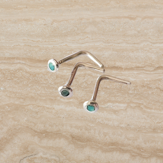 Minimalist Turquoise Inlay Nose Stud