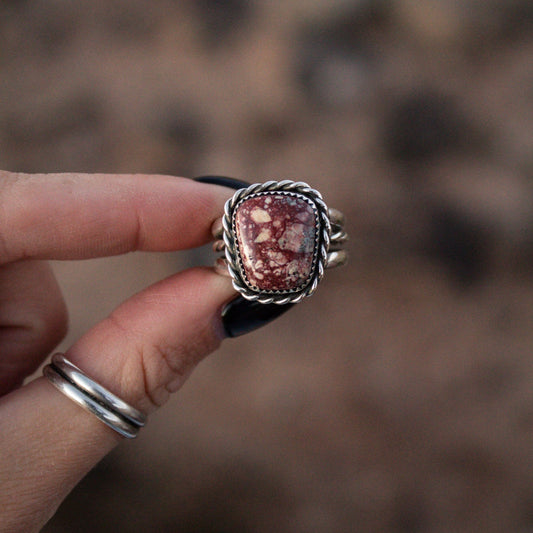 The Red Mesa Ring Size 8