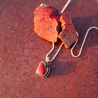 The State Line Necklace